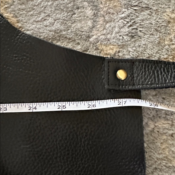 Black leather apron - Picture 8 of 9